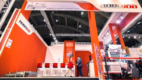 RoboJob confirms growth with new records