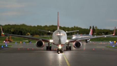 Knuffingen Airport: A million flights and not one delay