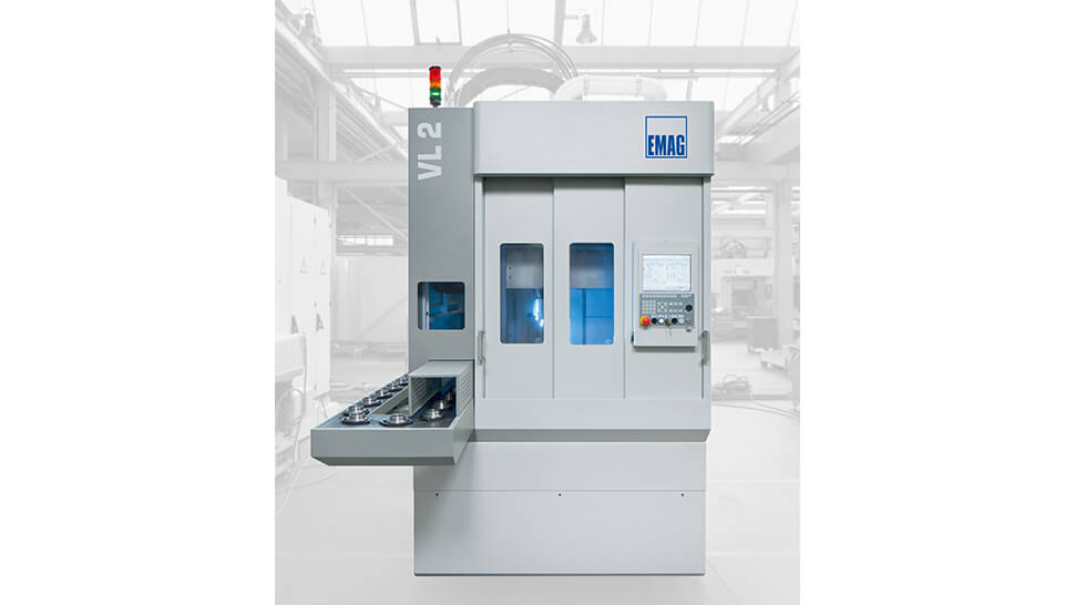The VL 2 vertical turning machines from EMAG are designed for quality- and cost-conscious businesses and sub-contractors: a universal production tool that convinces with its extremely small footprint and its exceptionally favourable price-performance ratio, with workpiece handling included. Source: EMAG